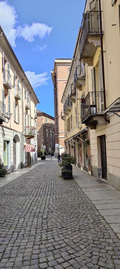 Ca' Balenga - Centralissimo Con Posto Auto Coperto Gratuito Asti Zewnętrze zdjęcie